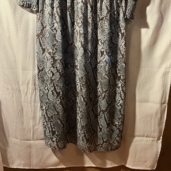 Ann Taylor sheer snakeskin long dress. - Picture 3 of 5